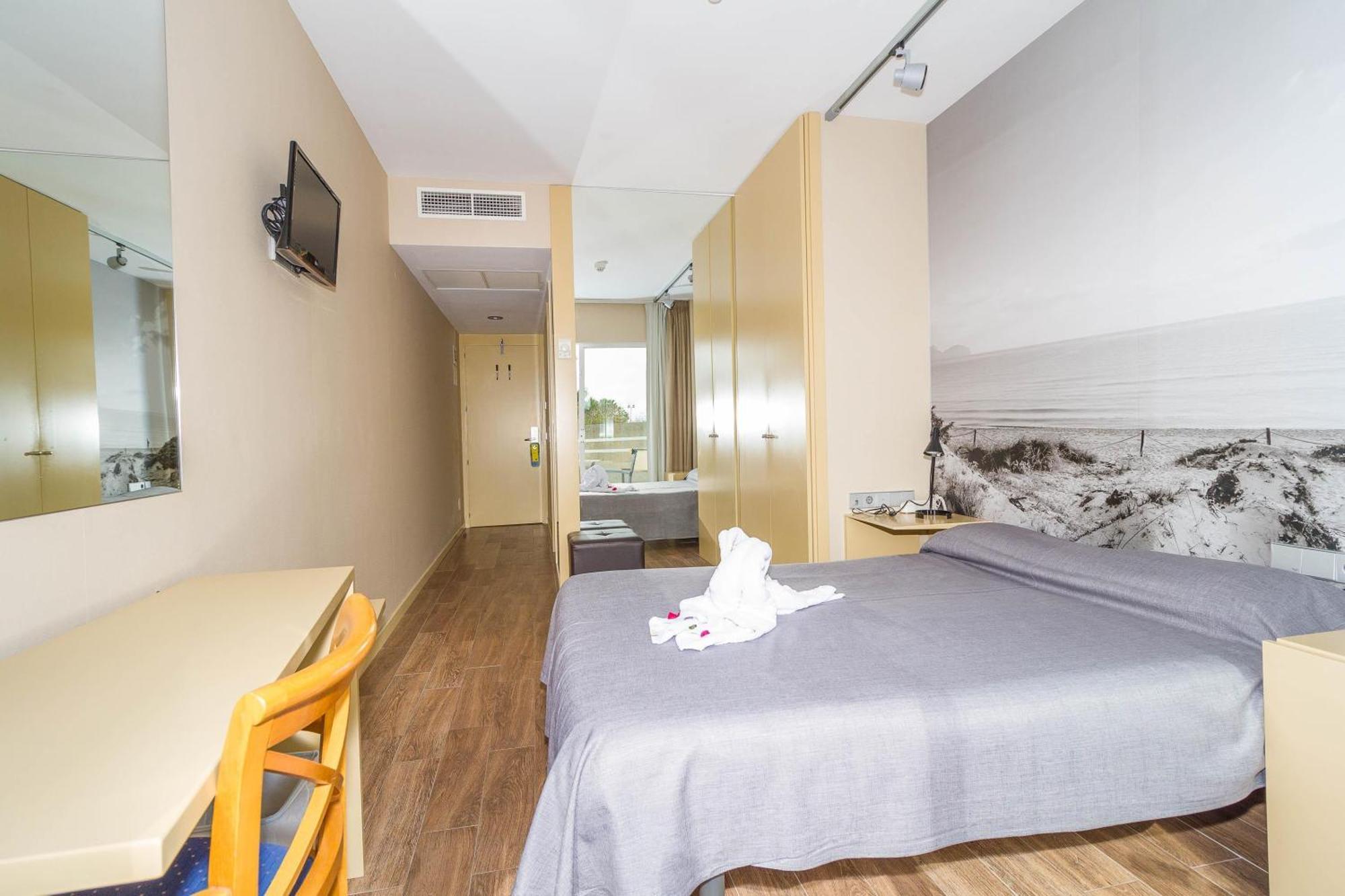 Single Room,1638476581:JPEG